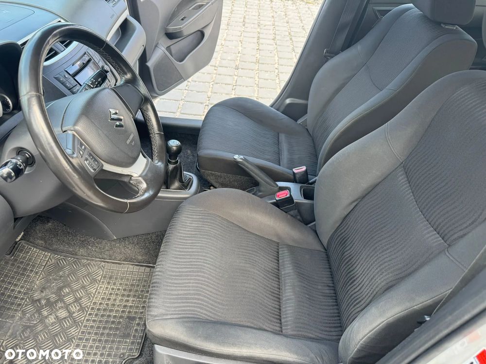 Suzuki Swift - 11