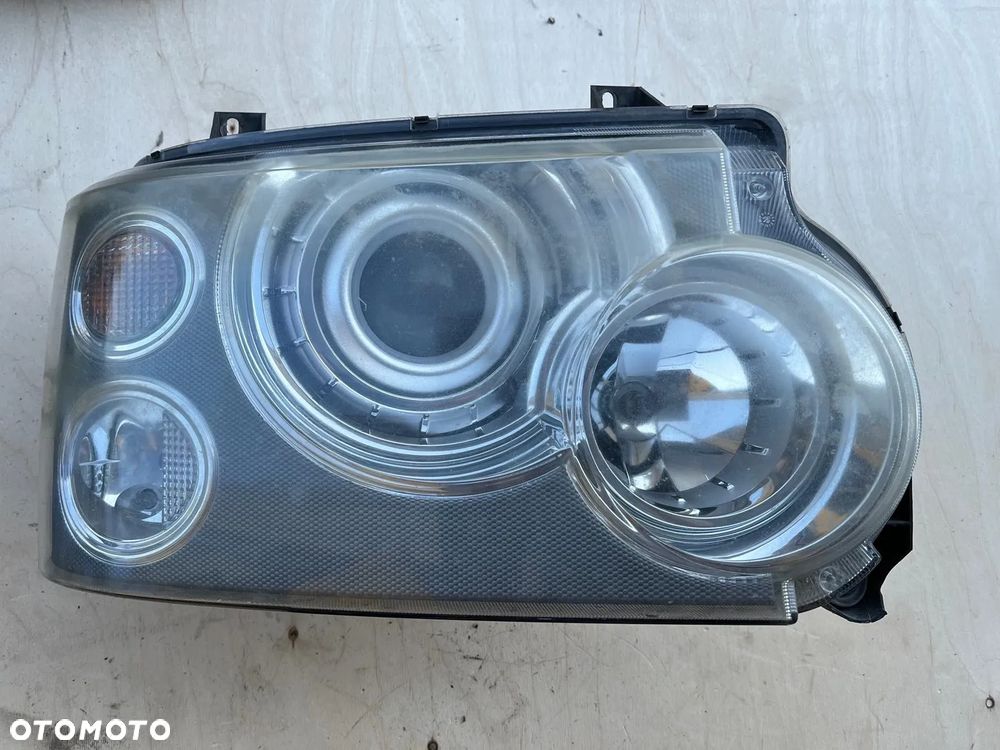 Lampa przednia przód prawa Xenon XBC501382 RHD Range Rover L322 LM Vogue Lift 2005-09 - 1