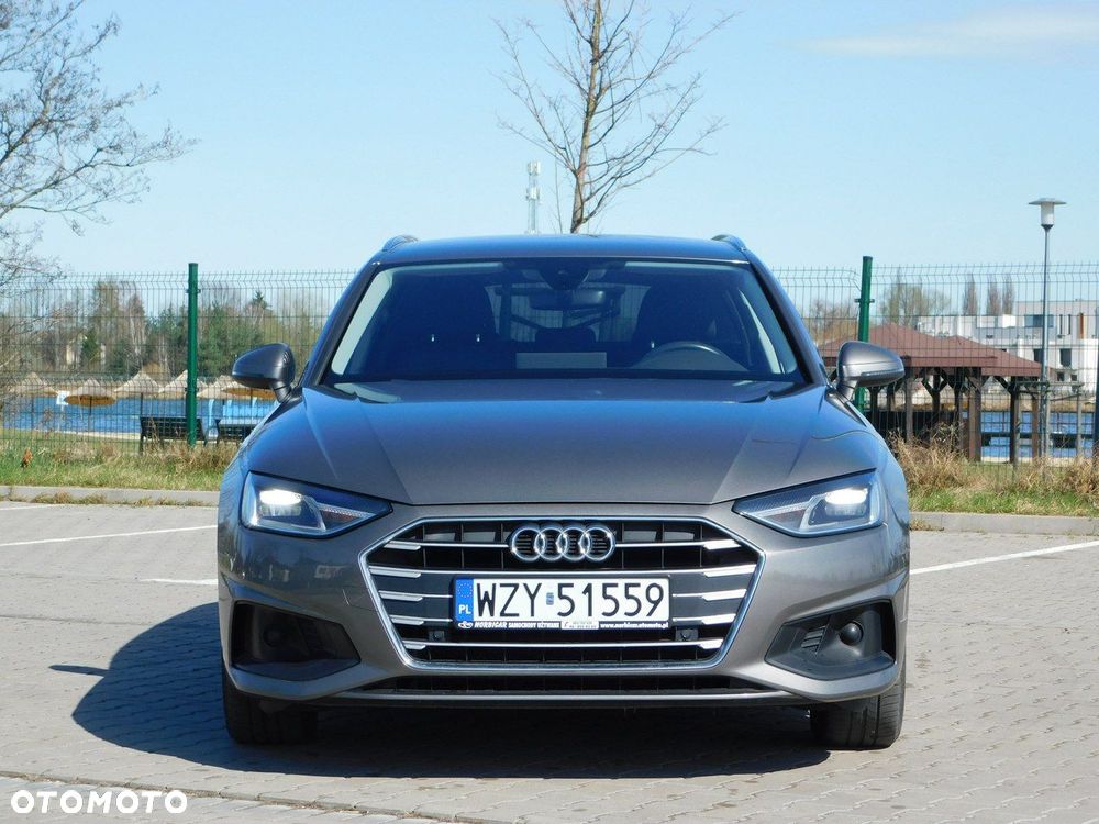 Audi A4 Avant 2.0 TDI Design - 2