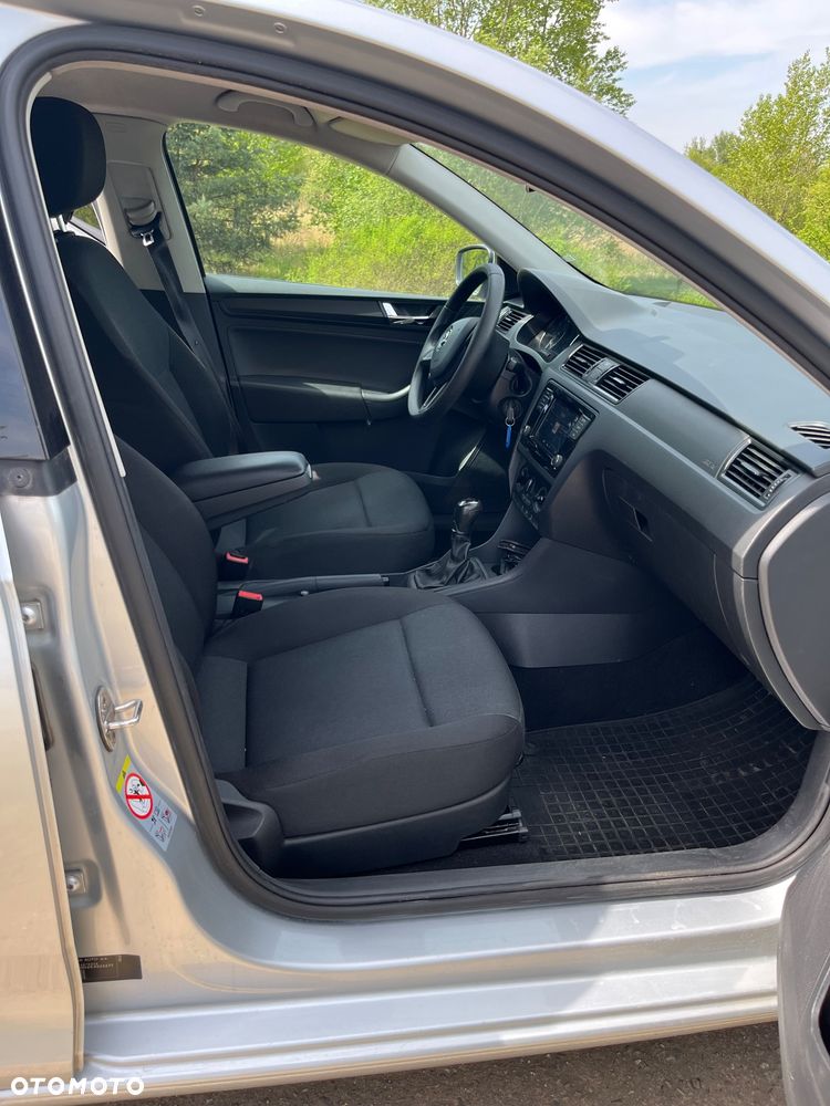 Skoda RAPID 1.0 TSI Ambition - 20