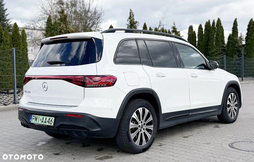 Mercedes-Benz EQB 250 AMG Line - 4