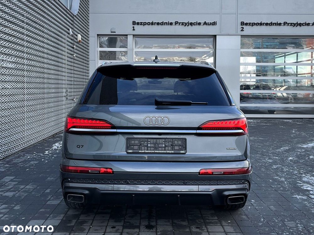 Audi Q7 - 11
