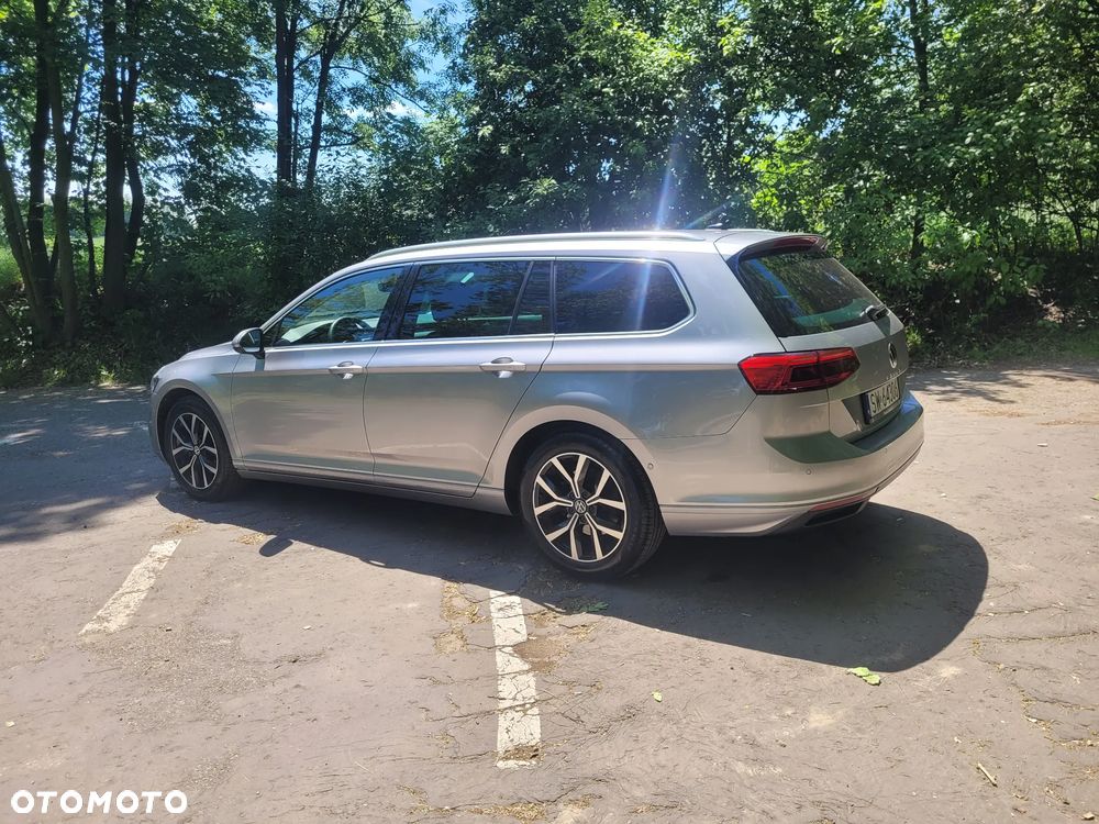 Volkswagen Passat 2.0 TSI Business DSG - 10