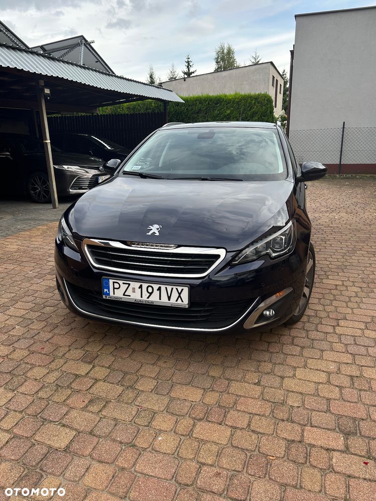 Peugeot 308 SW 1.2 PureTech Allure S&S - 3