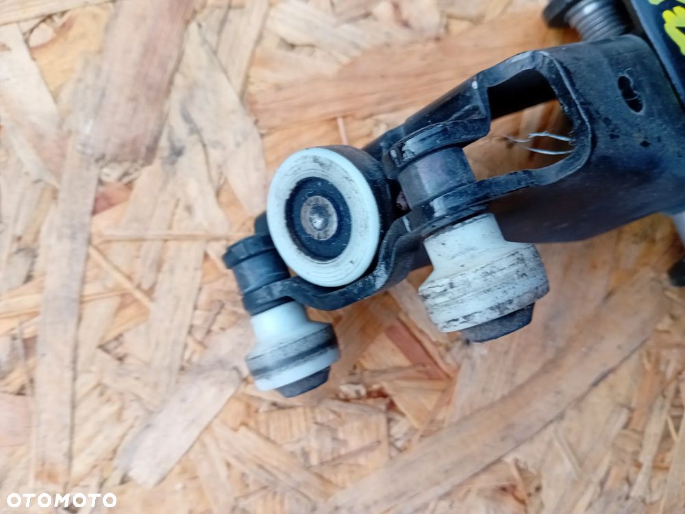 Mercedes Sprinter 907 910 Rolka drzwi przesuwnych - 3