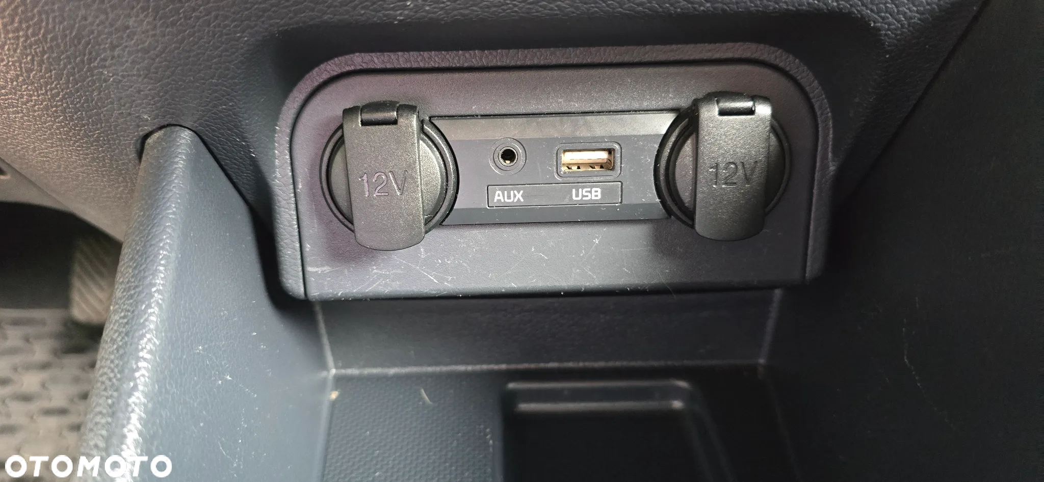 Kia Rio 1.4 XL Business Line - 30