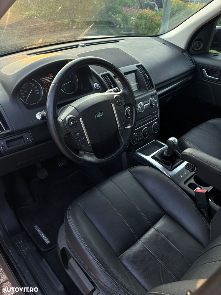 Land Rover Freelander 2.2 TD4 SE - 9