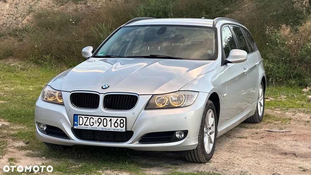 BMW Seria 3 318d DPF - 1