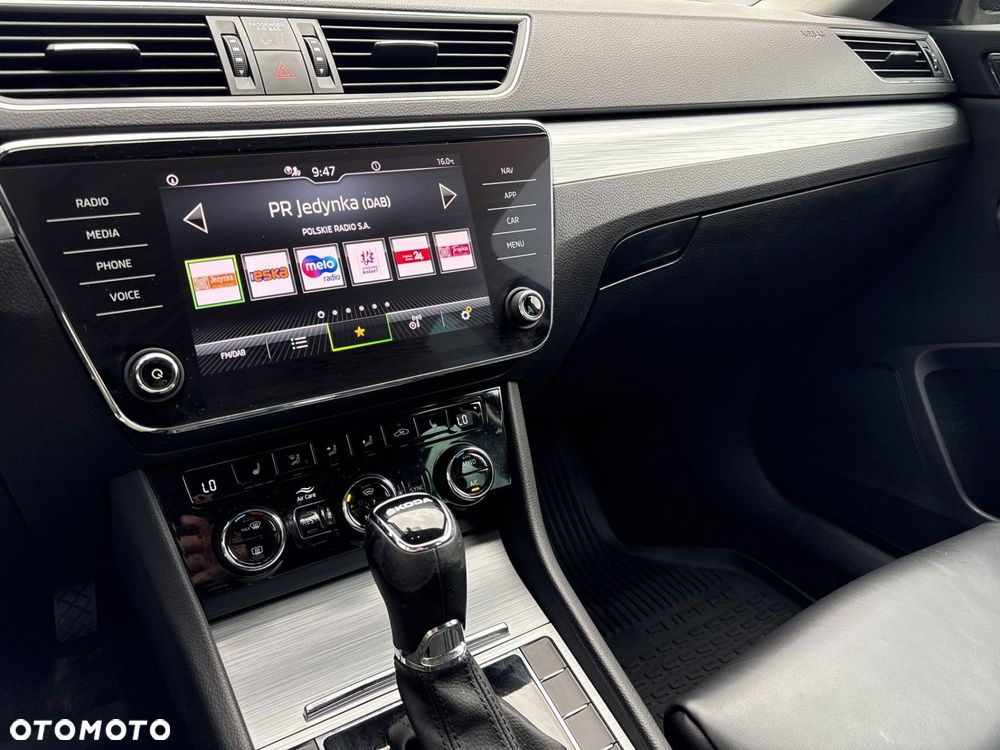 Skoda Superb 2.0 TSI Ambition DSG - 21