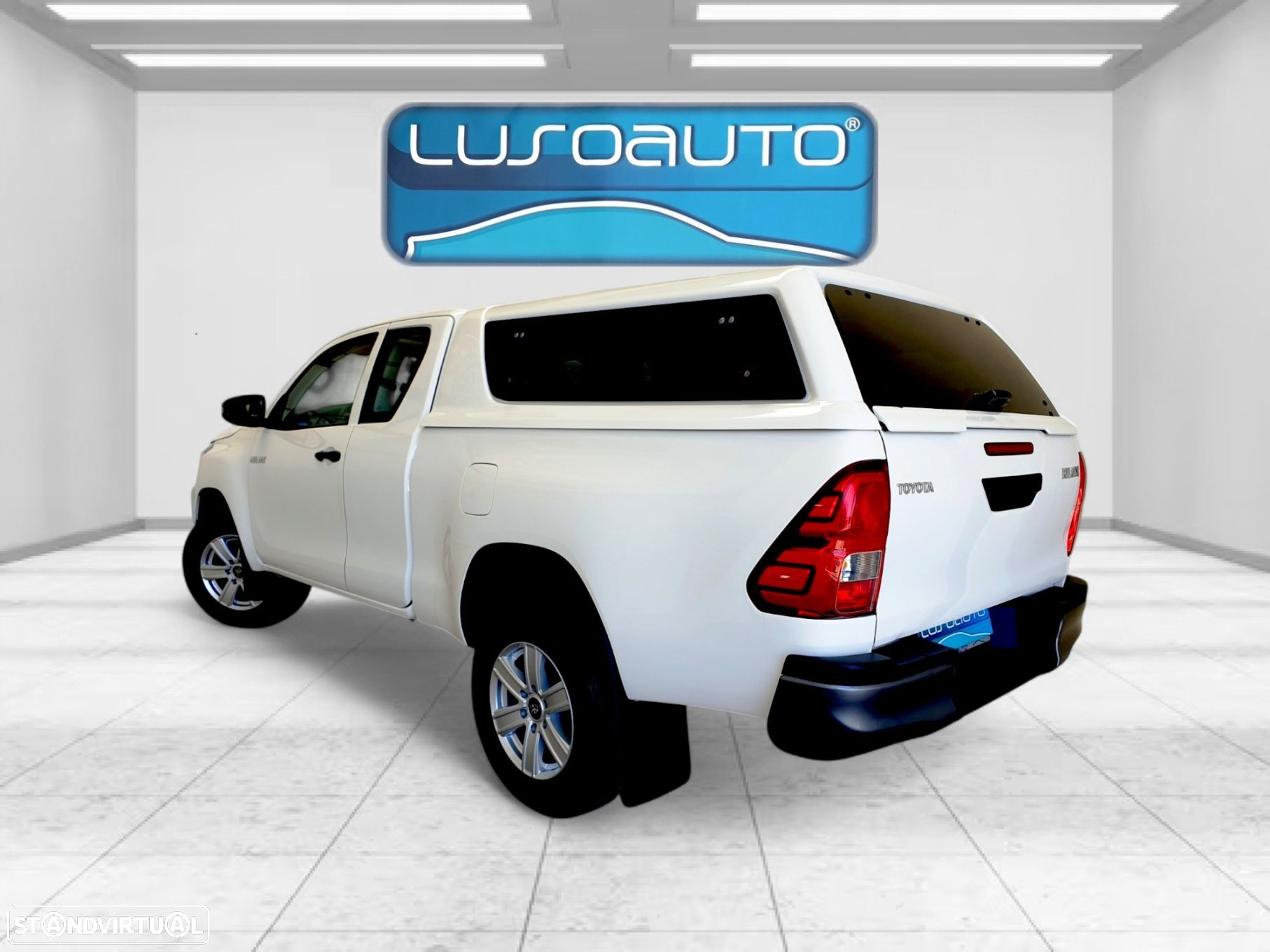 Toyota Hilux 2.4 D-4D 2WD CD - 6
