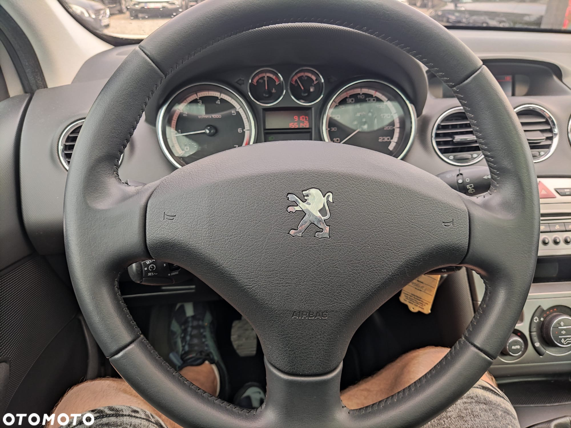 Peugeot 308 1.6 Premium - 25