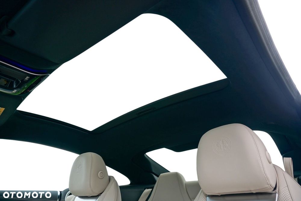 Mercedes-Benz AMG GT - 11