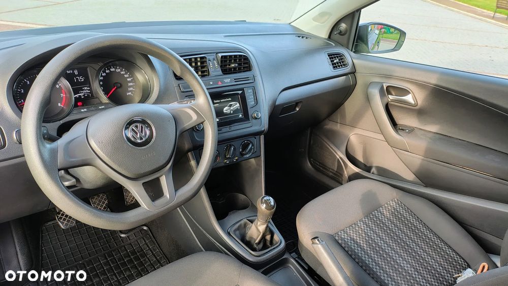 Volkswagen Polo - 10