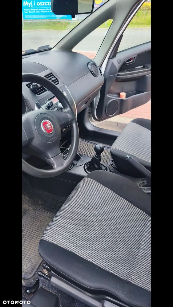 Fiat Sedici 1.6 16V 4x2 Fresh - 9