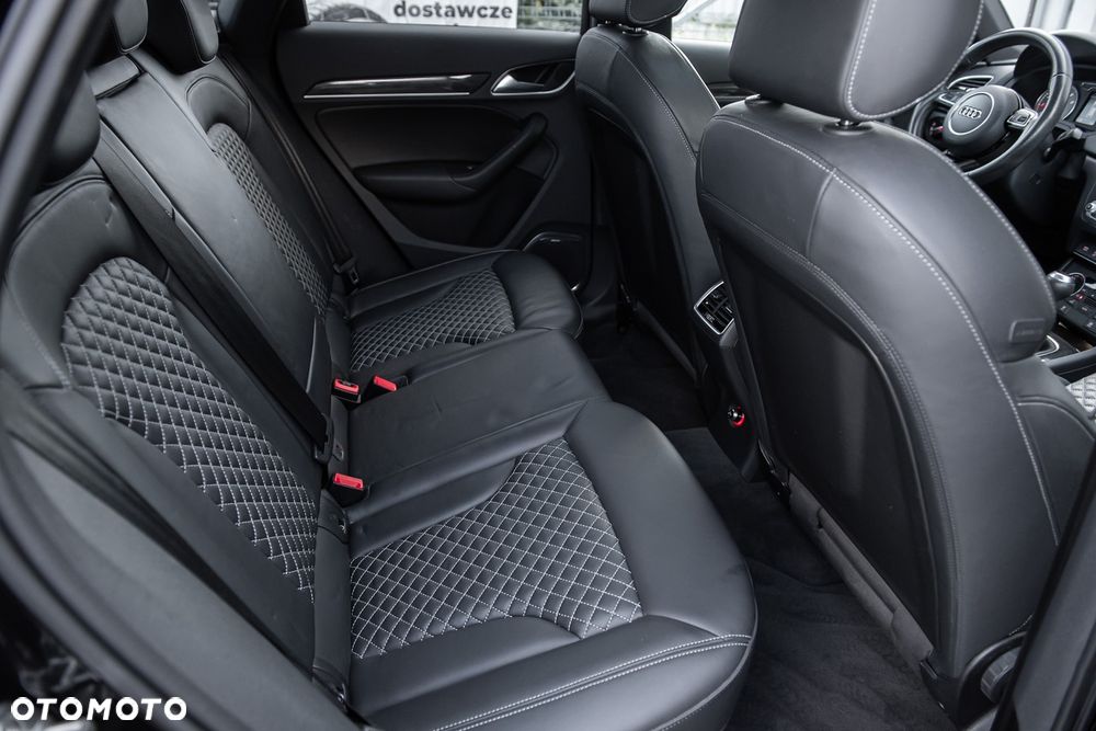 Audi RS Q3 2.5 TFSI quattro S tronic - 35