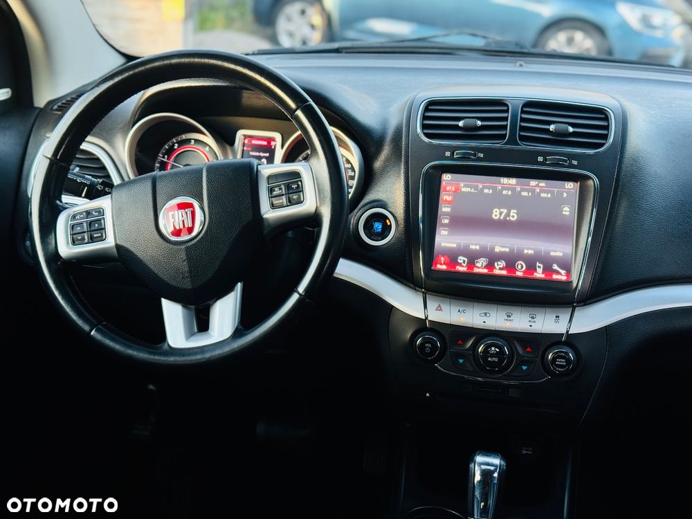 Fiat Freemont 2.0 Multijet Lounge AWD - 22