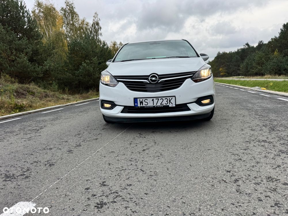 Opel Zafira - 9