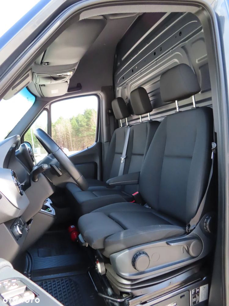 Mercedes-Benz Sprinter 4x4 319 CDI V6 3.0 CDI 190 KM Automat 7G-Tronic Chłodnia -30*C Agregat Chłodniczy Rozstaw Osi 3665 mm Ładowność 1067 Kg WZMACNIANY Przebieg 10 Tys Km Jedyny Taki UNIKAT Stan NOWY Jak Z Fabryki POLECAM - 34