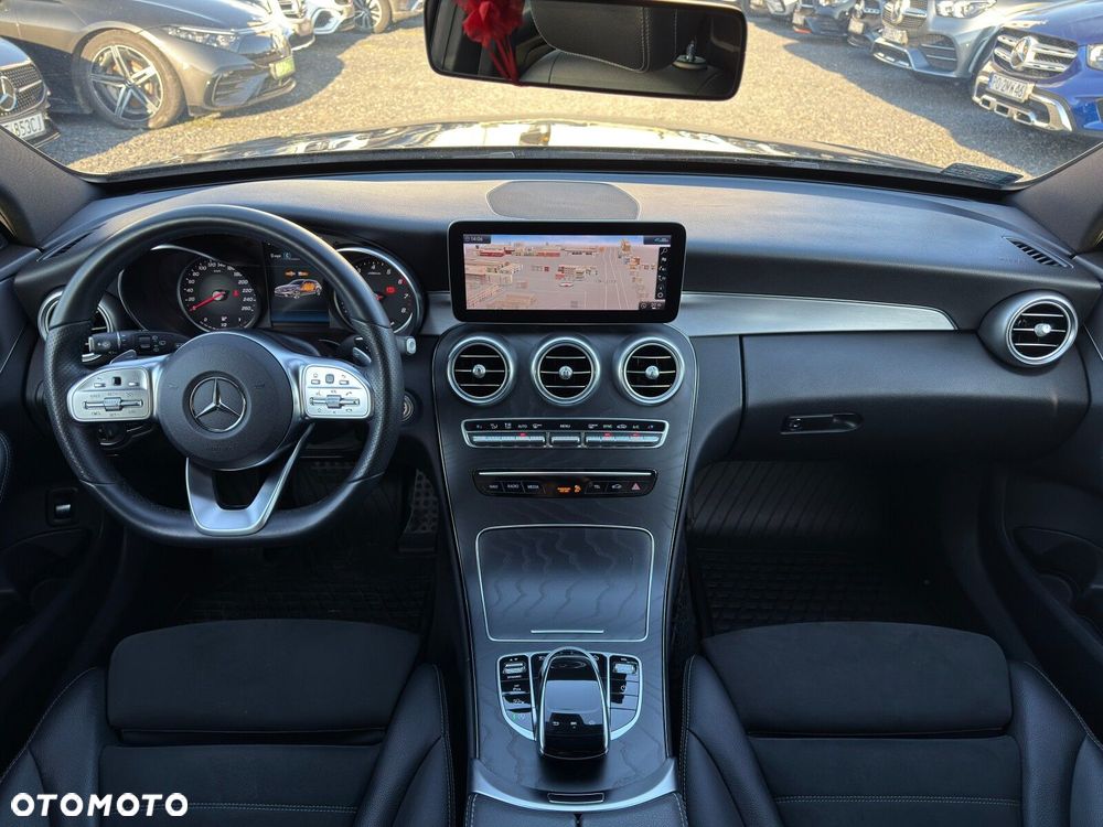 Mercedes-Benz Klasa C 200 4MATIC 9G-TRONIC - 17