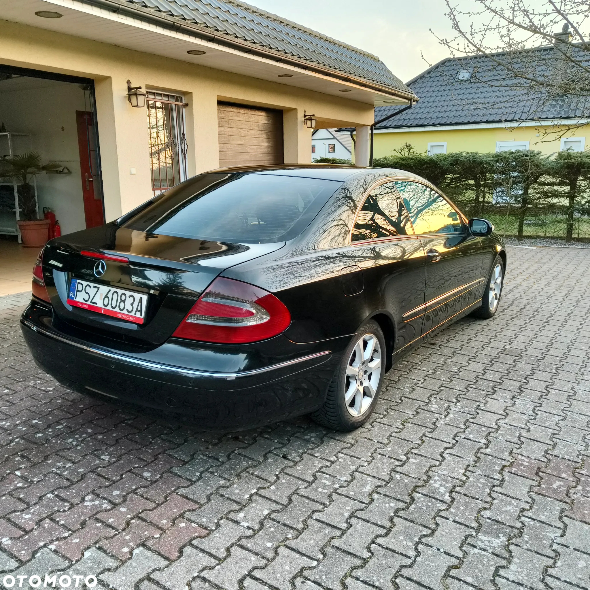 Mercedes-Benz CLK - 3