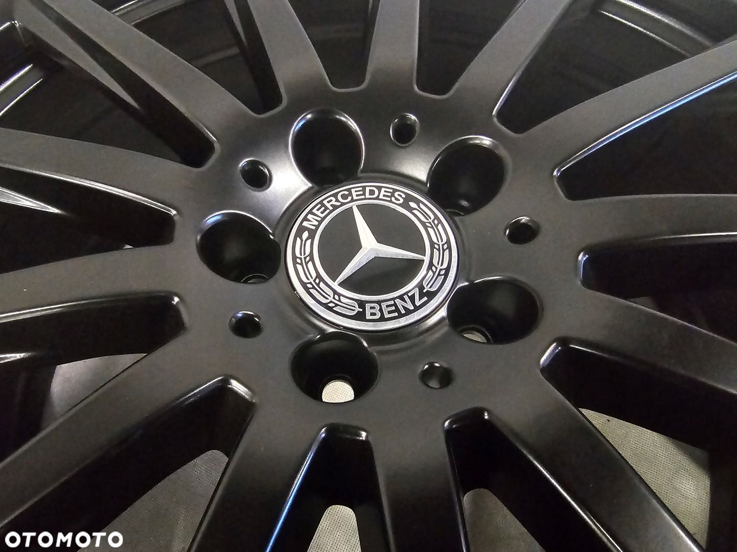 FELGI KOŁA MERCEDES GLB A2474011600 8x20 ET48 - 5