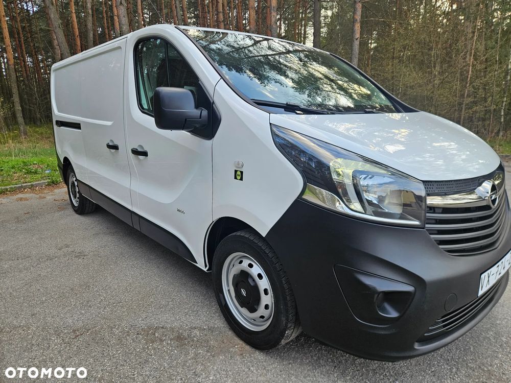 Opel Vivaro - 18