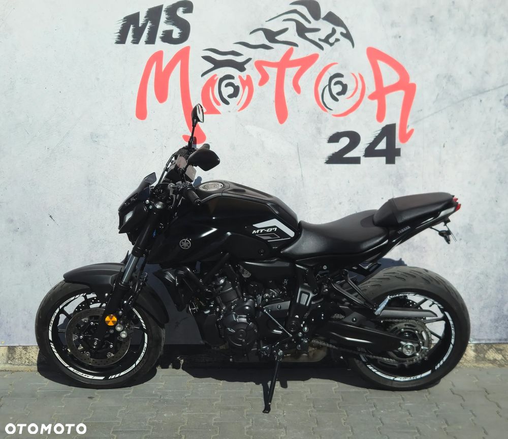 Yamaha MT - 6