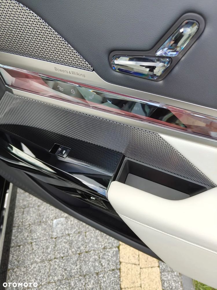 BMW Seria 7 - 21