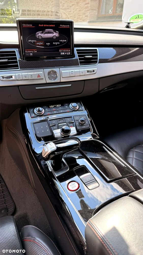 Audi S8 Plus 4.0 TFSI Quattro - 23