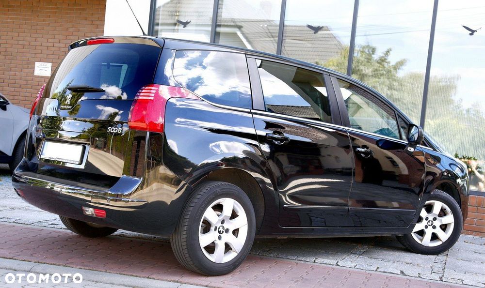 Peugeot 5008 1.6 BlueHDi Style 7os - 32