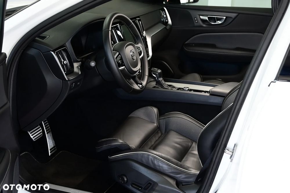 Volvo S60 T4 R-Design - 7