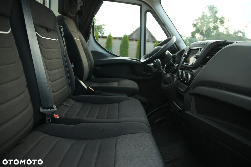 Iveco DAILY 35-180 * AUTOLAWETA * BOGATA * WYJĄTKOWO ZADBANA! - 17