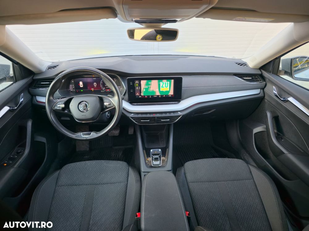 Skoda Octavia 2.0 TDI DSG Style - 9