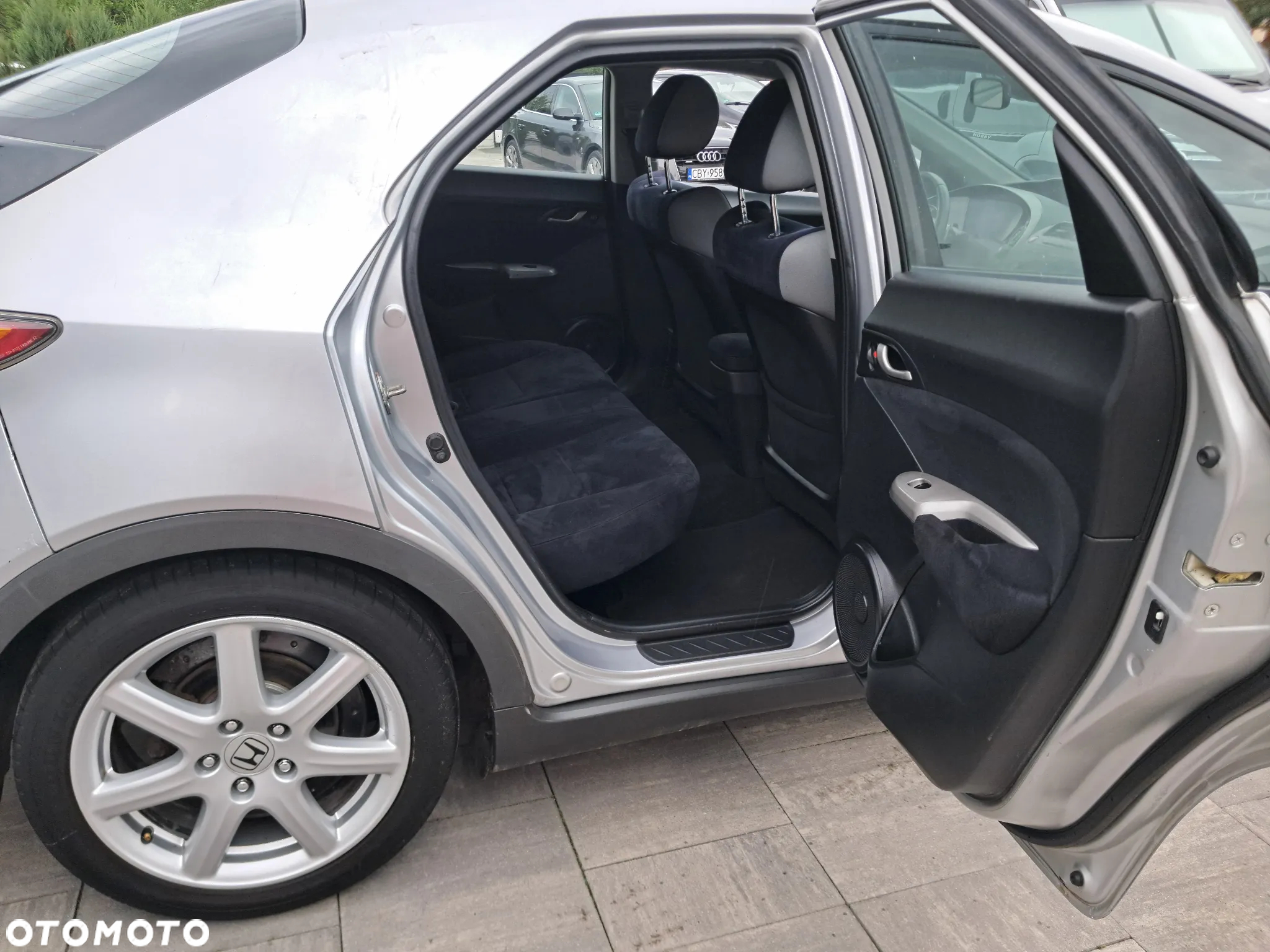 Honda Civic 1.8i-VTEC i-SHIFT Executive - 9