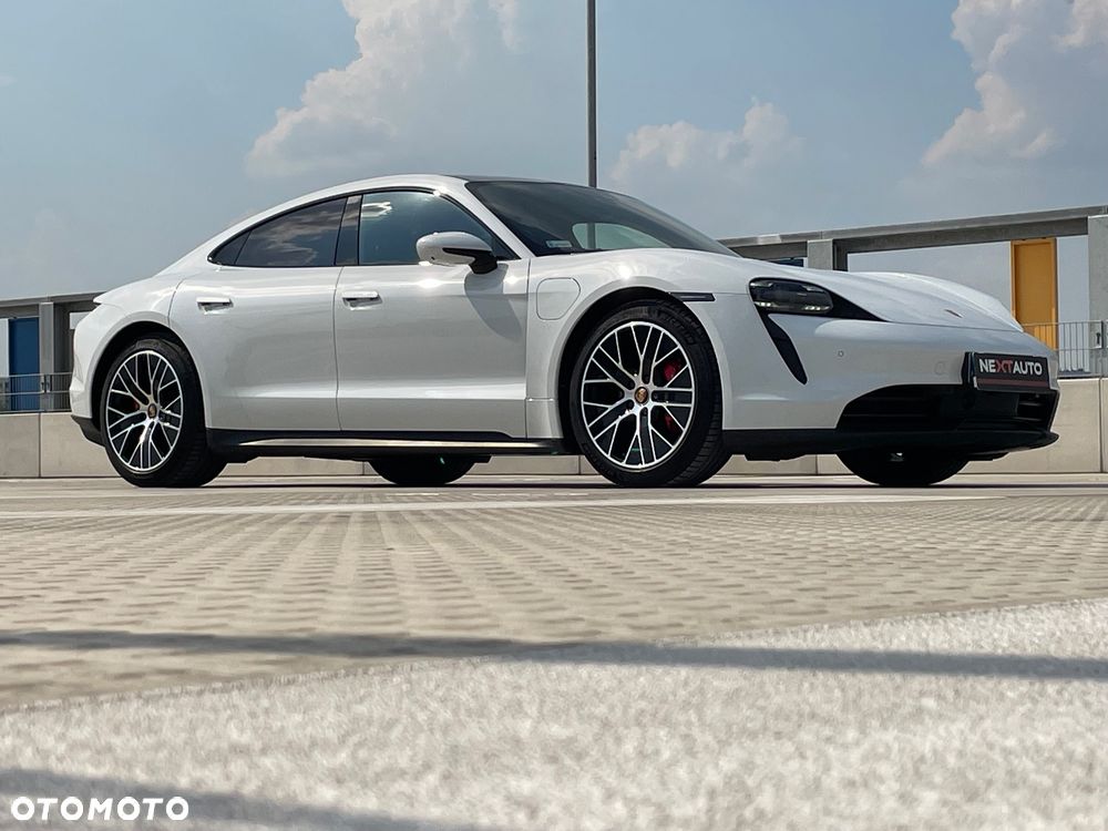 Porsche Taycan 4S Performance Plus - 14
