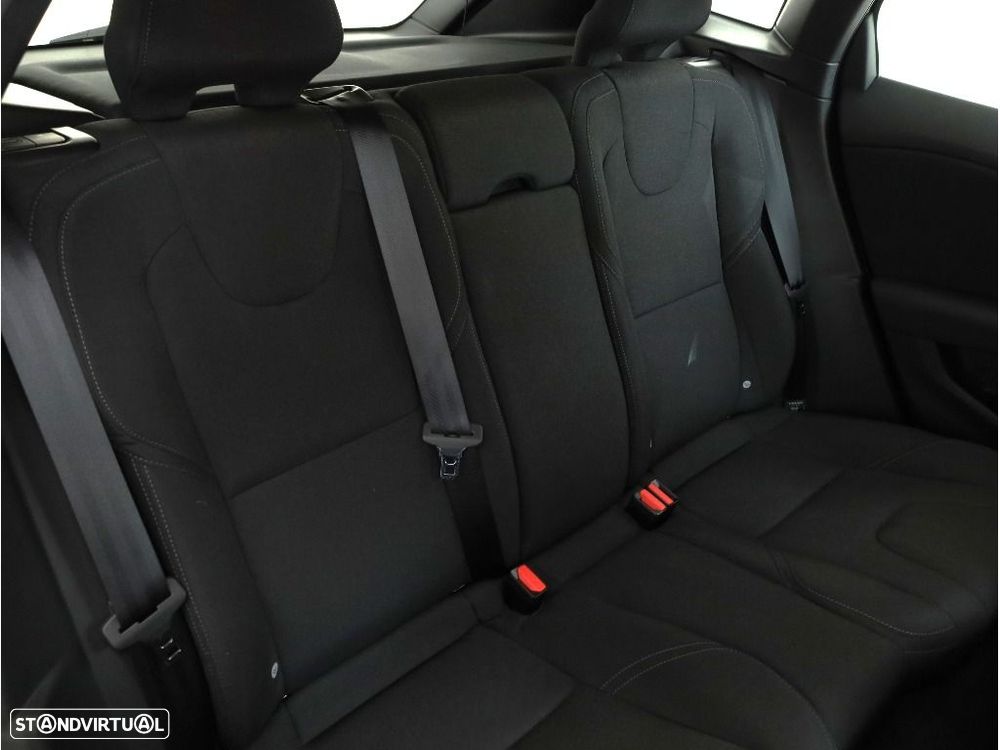 Volvo V40 2.0 D2 Kinetic Eco - 21