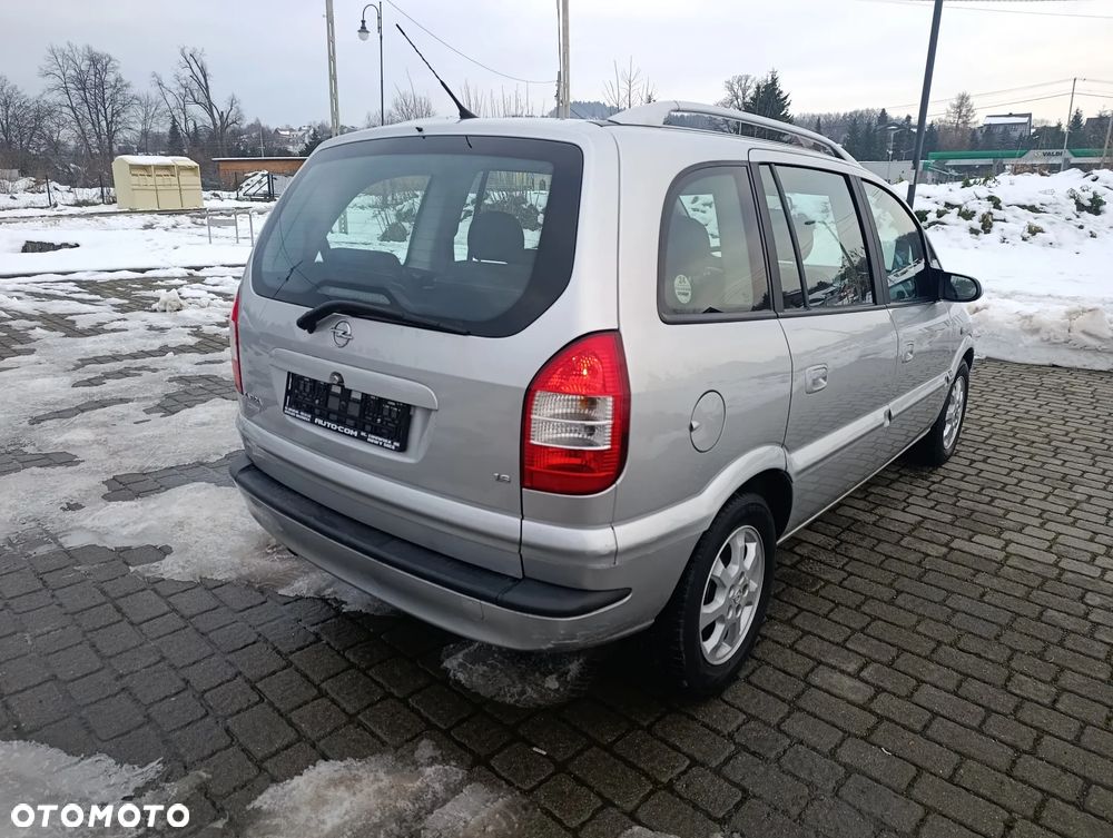 Opel Zafira 1.6 Edition - 8