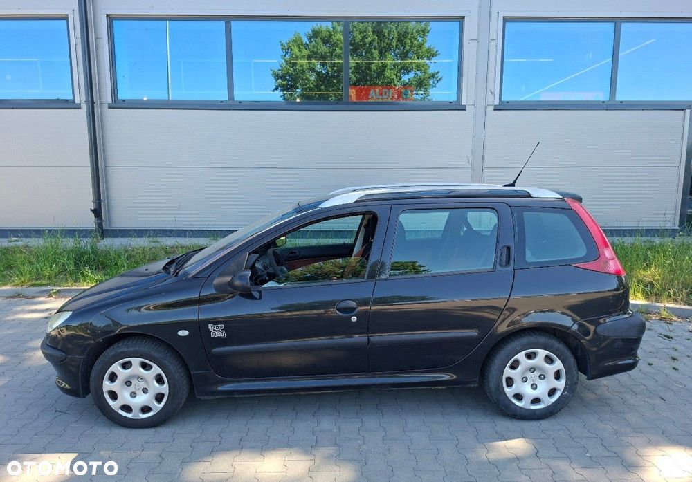 Peugeot 206 - 4