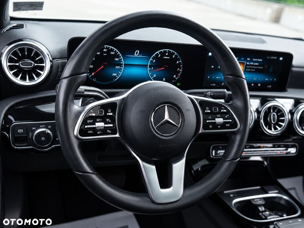 Mercedes-Benz Klasa A 220 4Matic 7G-DCT - 16