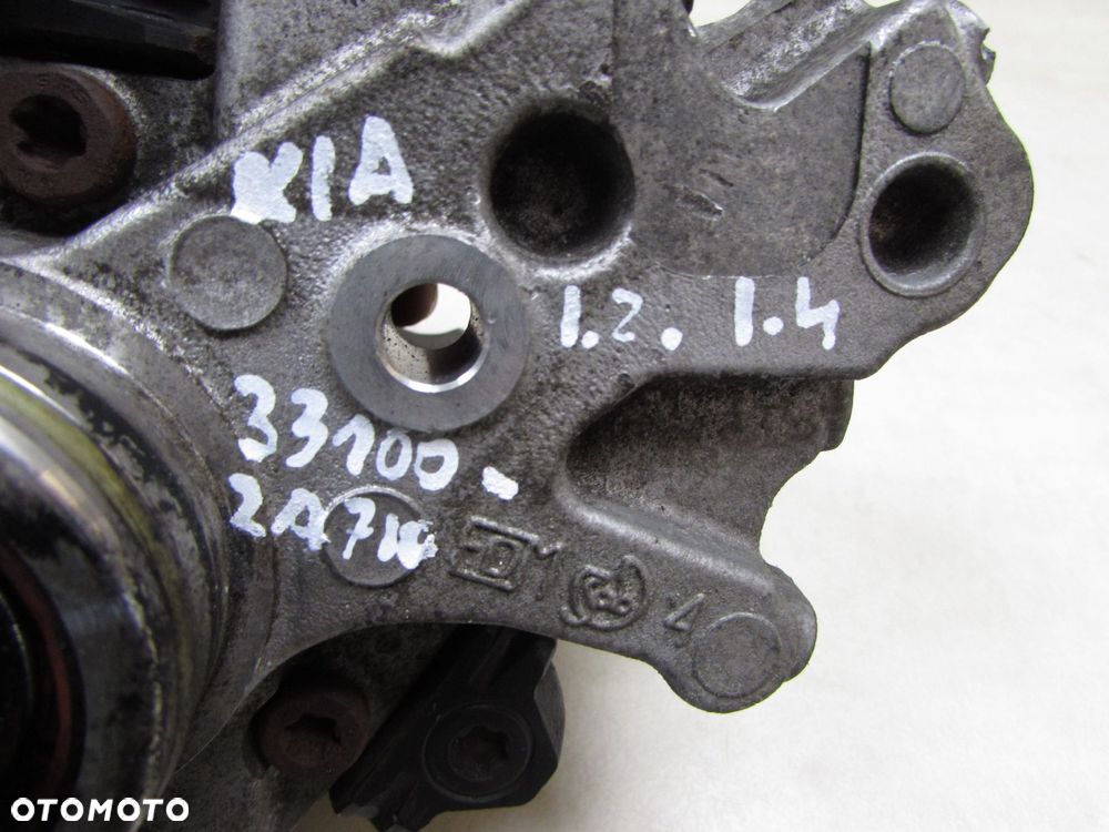 KIA CEED II RIO III I30 1.1 1.4 1.6 CRDI 12-18 POMPA WTRYSKOWA PALIWA 33100-2A710 28277574 - 8