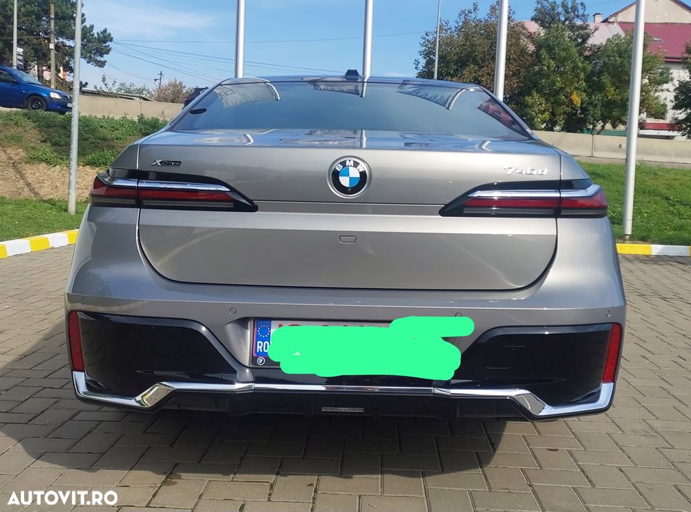 BMW Seria 7 - 5