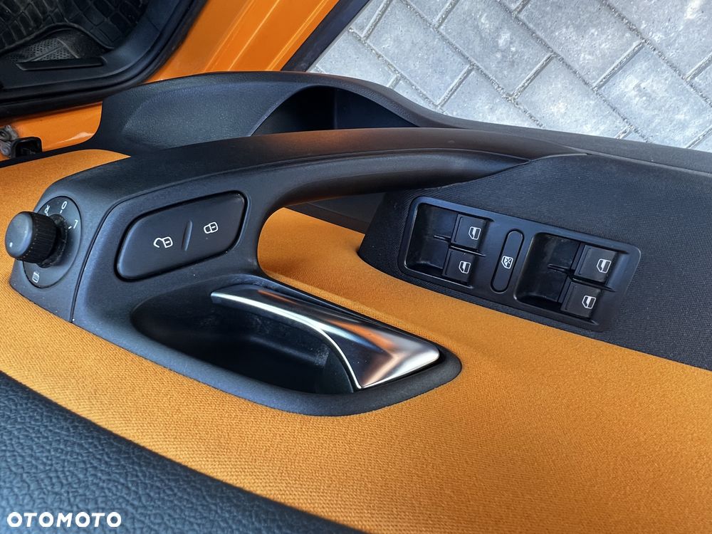 Volkswagen Polo Cross - 33