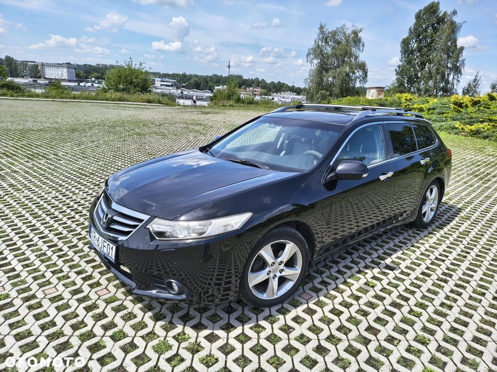 Honda Accord 2.0 Executive Nav - 3