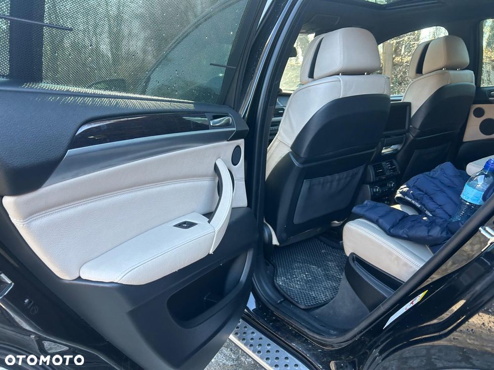 BMW X6 50i xDrive - 20