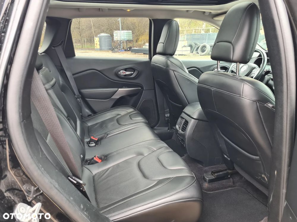 Jeep Cherokee 3.2 V6 Active Drive I Limited - 26