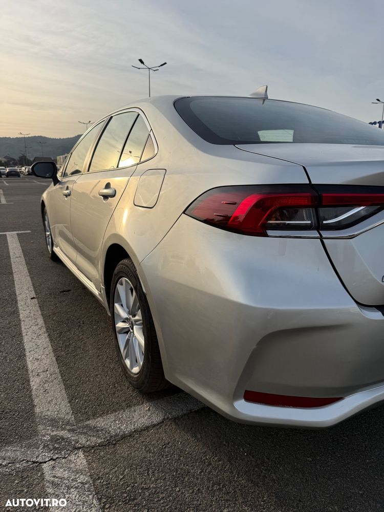 Toyota Corolla 1.8 HSD Business - 15