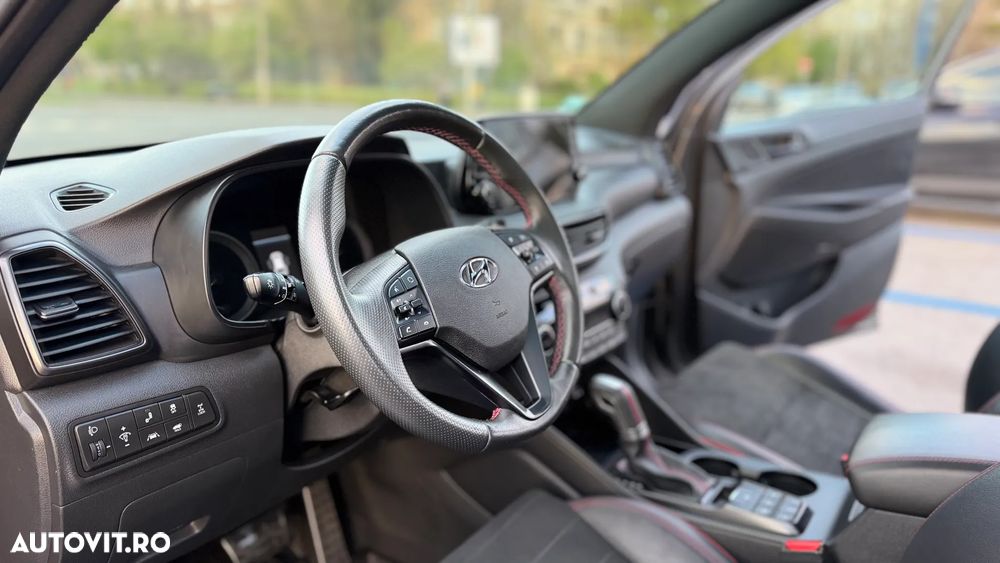 Hyundai Tucson blue 2.0 CRDi 4WD Aut. N Line - 19