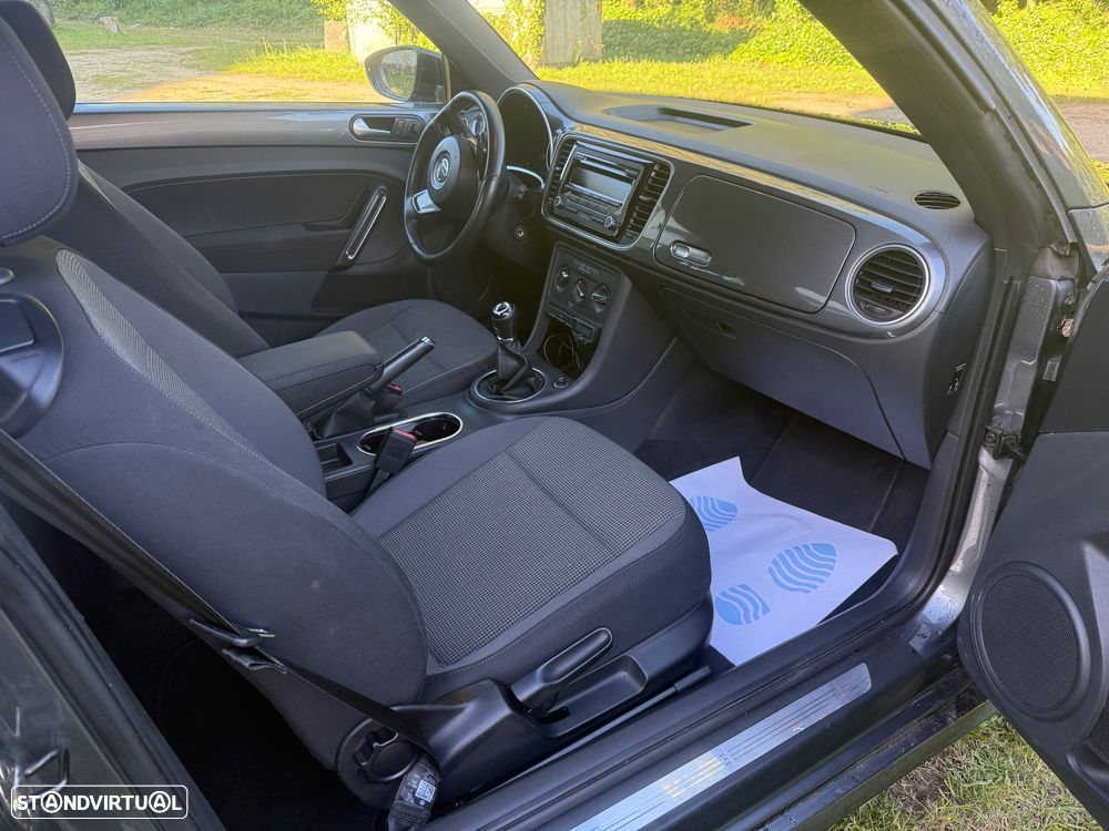 VW New Beetle 1.6 TDi Design - 28