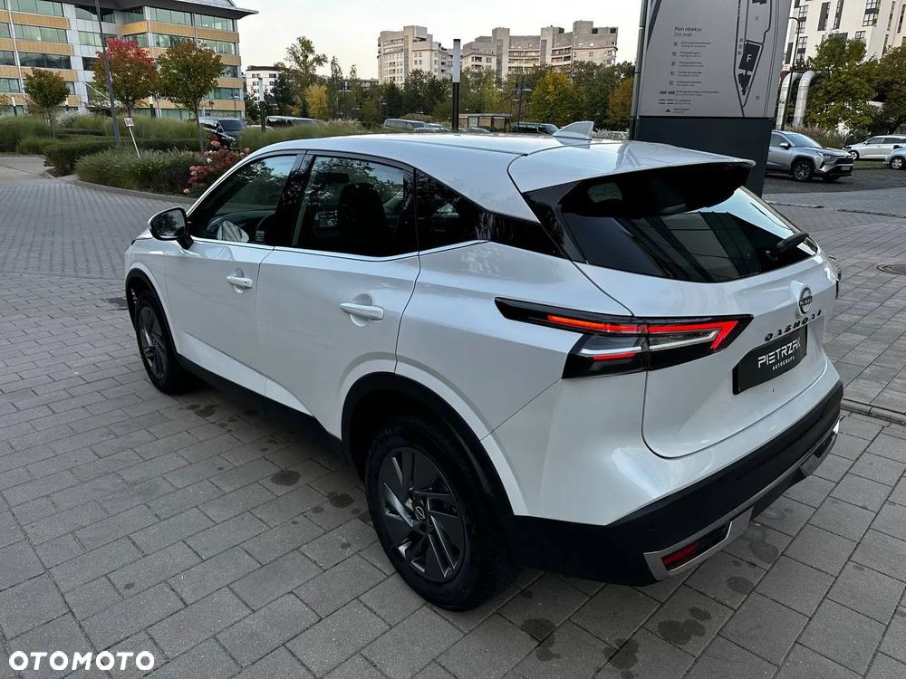 Nissan Qashqai - 10