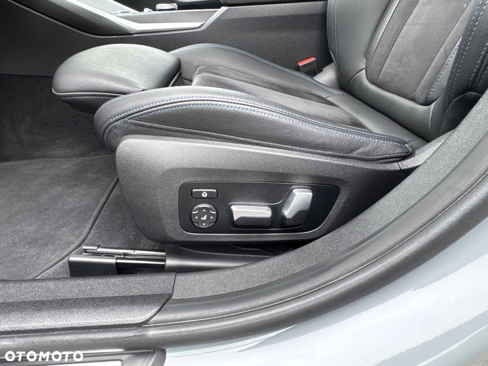 BMW Seria 3 320d mHEV M Sport sport - 22